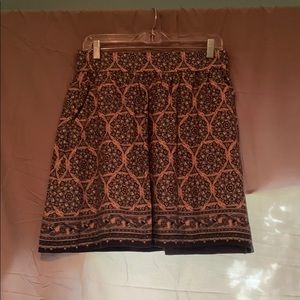 Loft patterned pocketed skirt